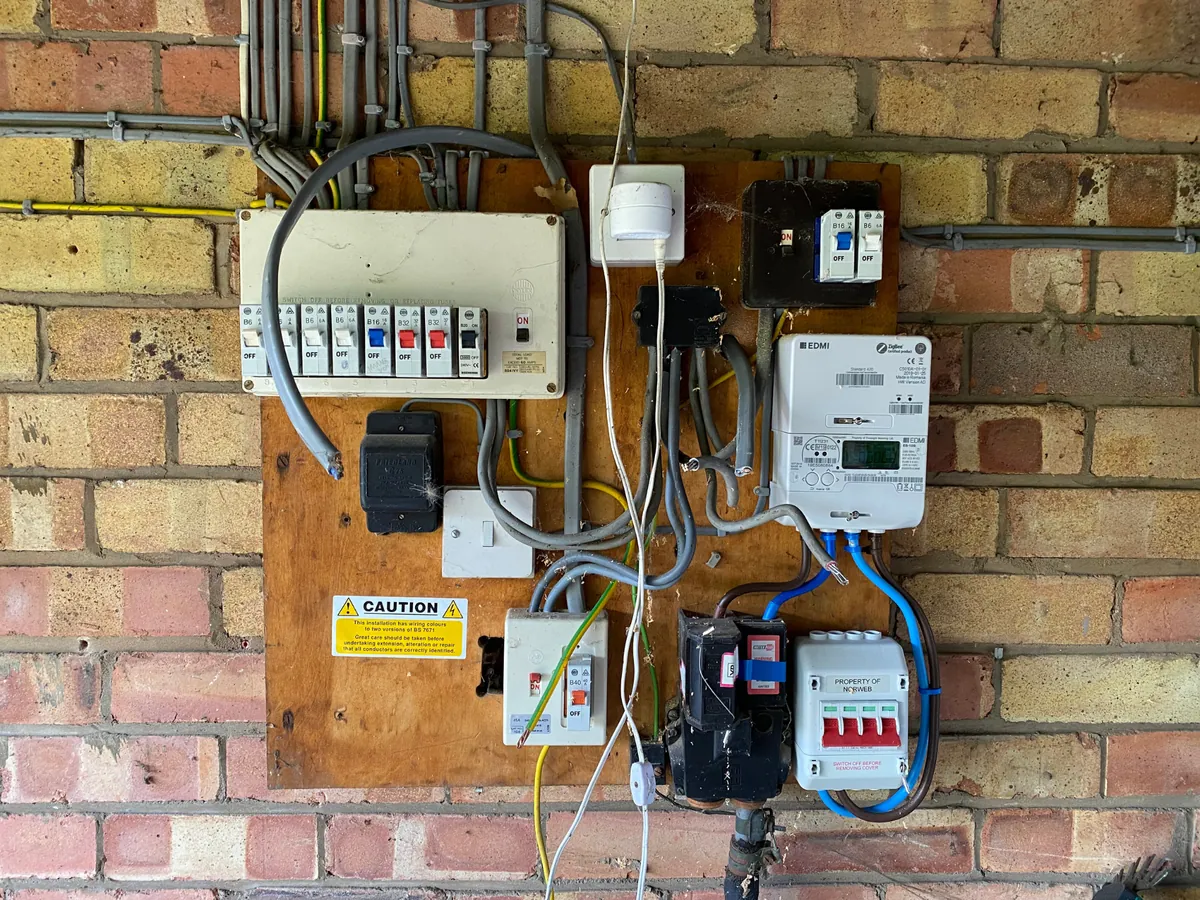 Old fuse board before upgrade in Kingswood